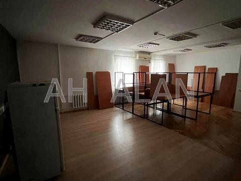 комерційна за адресою Київ, Січових Стрільців вул. (Артема), 77