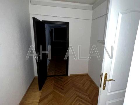 комерційна за адресою Київ, Січових Стрільців вул. (Артема), 77