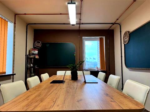 комерційна за адресою Авіаконструктора Петра Балабуєва вул. (Екскаваторна), 35