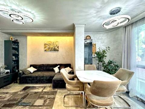 квартира за адресою Одеса, Андрія Гулого-Гуленка вул. (Віце-адмірала Азарова), 6