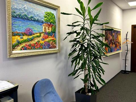 комерційна за адресою Польова вул., 24д