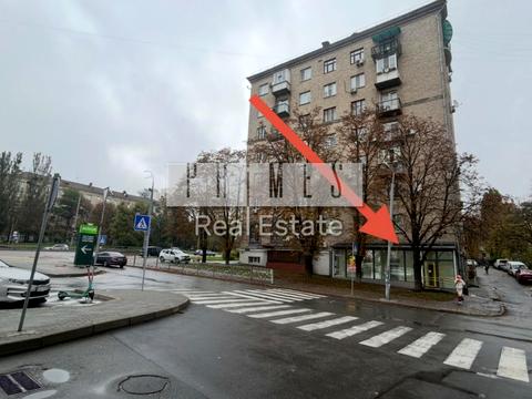 комерційна за адресою Чеська вул., 14