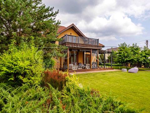 дом по адресу вул. Приозерна