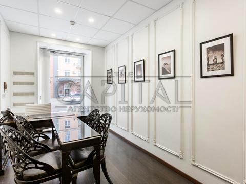 комерційна за адресою Саксаганського вул., 42