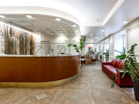 комерційна за адресою Саксаганського вул., 42