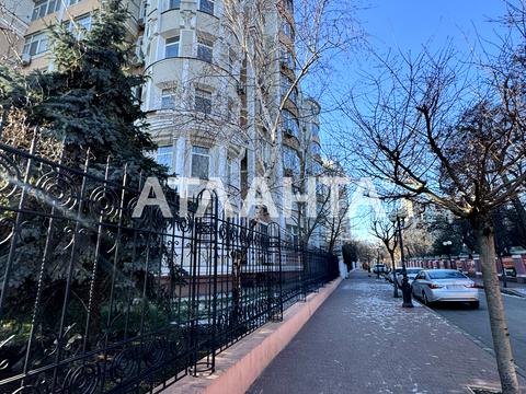 квартира за адресою Каркашадзе пров. (Цегляний), 9