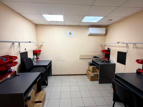 комерційна за адресою Новобазарний пров., 5