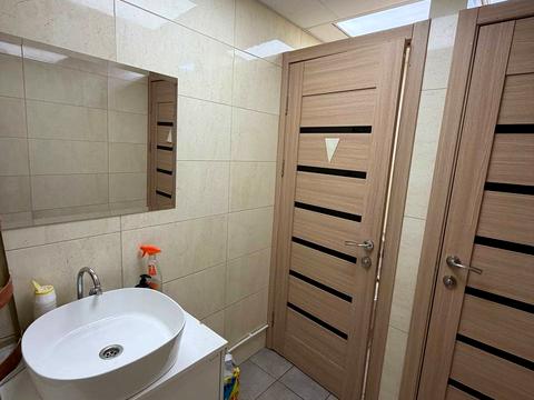 комерційна за адресою Новобазарний пров., 5