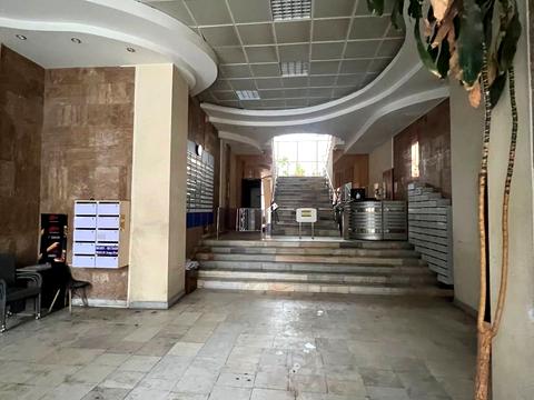 комерційна за адресою Січових Стрільців вул. (Артема), 77