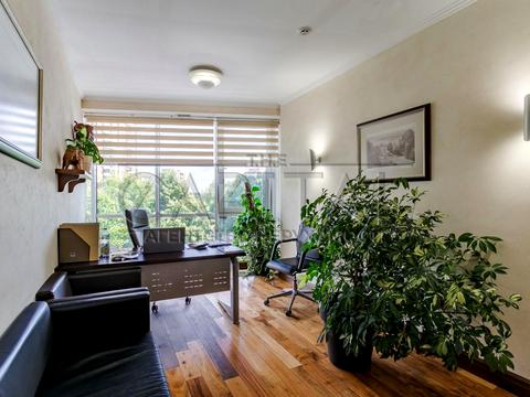 коммерческая по адресу Старонаводницкая ул., 13Б