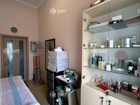 комерційна за адресою Шевченка вул., 146