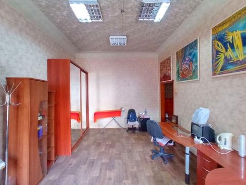 комерційна за адресою Дмитра Яворницького просп. (Карла Маркса), 101-В