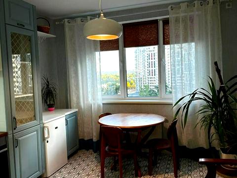 квартира за адресою Андрія Аболмасова вул. (Панельна), 4-А