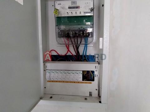 комерційна за адресою Михайла Грушевського вул. (Карла Лібкнехта), 49