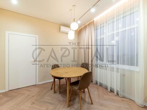 квартира за адресою Нагірна вул., 18/16