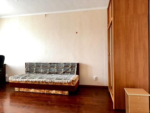 квартира за адресою Євгена Чикаленка вул., 54/2