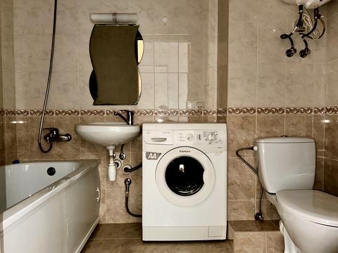 квартира за адресою Євгена Чикаленка вул., 54/2