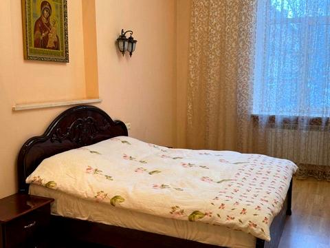 квартира за адресою Пекарська вул., 38