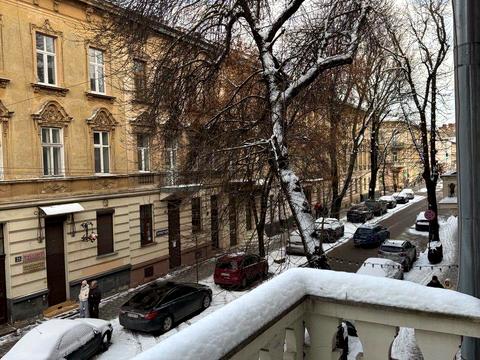 квартира за адресою Пекарська вул., 38