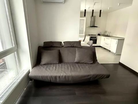 квартира за адресою Левка Лук'яненка вул. (Василя Жуковського), 16, 18, 20, 24