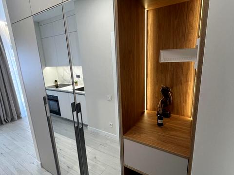 квартира за адресою Краснова вул., 1-Б