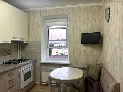 квартира за адресою Івана Миколайчука вул., 18