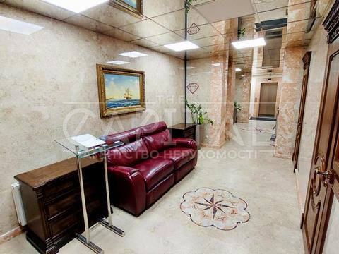 комерційна за адресою Євгена Сверстюка вул. (Марини Раскової), 6-Е