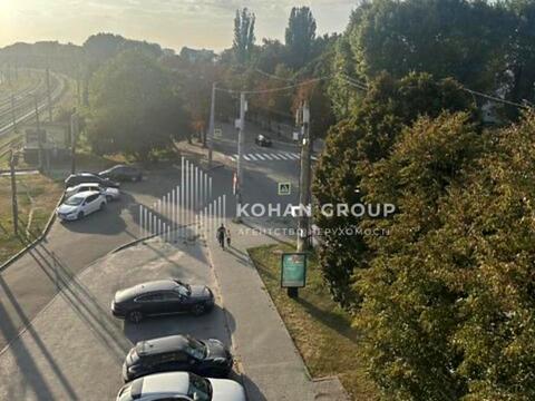 комерційна за адресою Шевченка вул., 74а