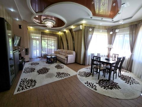 будинок за адресою смт. Обухівка, Незалежності