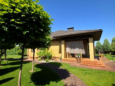 будинок за адресою смт. Обухівка, Незалежності