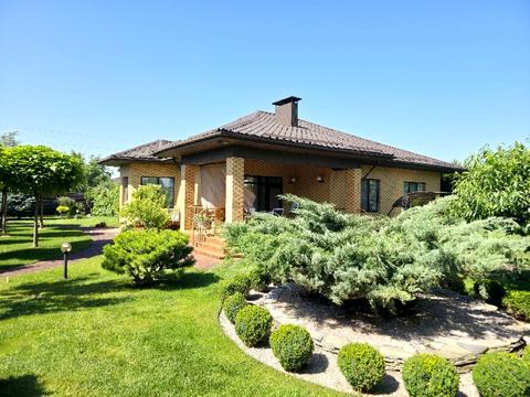 будинок за адресою смт. Обухівка, Незалежності