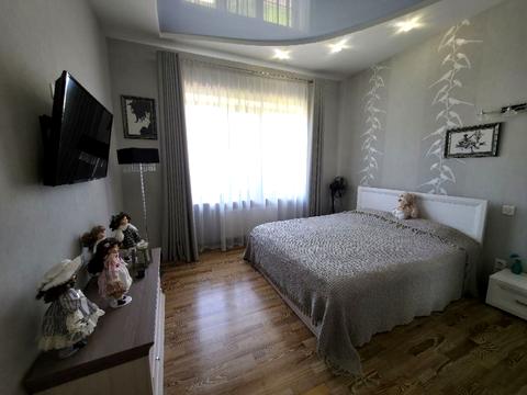 будинок за адресою смт. Обухівка, Незалежності