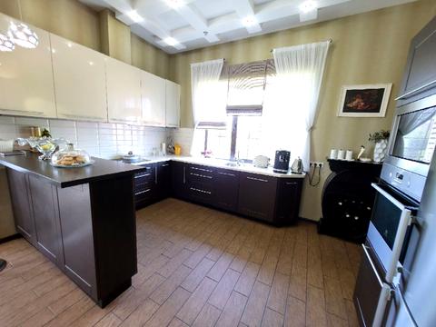 будинок за адресою смт. Обухівка, Незалежності