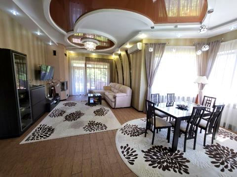 будинок за адресою смт. Обухівка, Незалежності