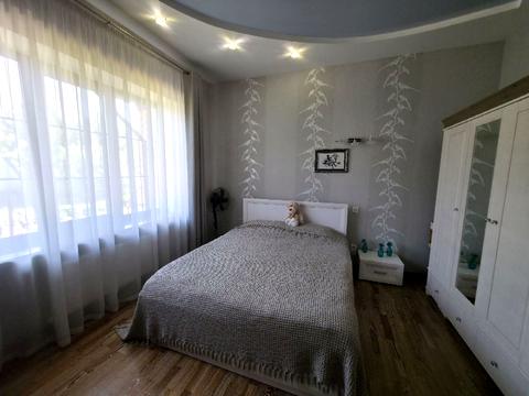 будинок за адресою смт. Обухівка, Незалежності