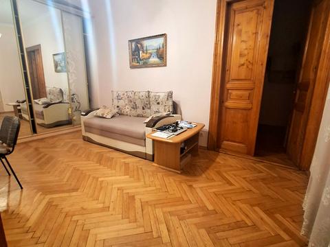 квартира за адресою Омеляна Поповича вул., 7