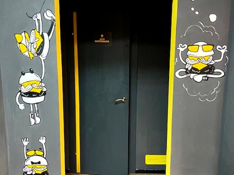 комерційна за адресою Юлії Здановської вул. (Ломоносова), 3/7