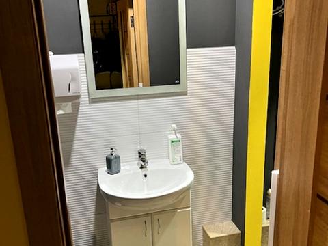 комерційна за адресою Юлії Здановської вул. (Ломоносова), 3/7