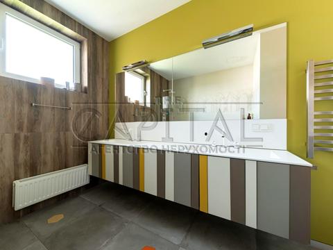 квартира за адресою Ділова вул. (Димитрова), 4