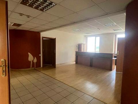 комерційна за адресою Міхновського бульвар, 38