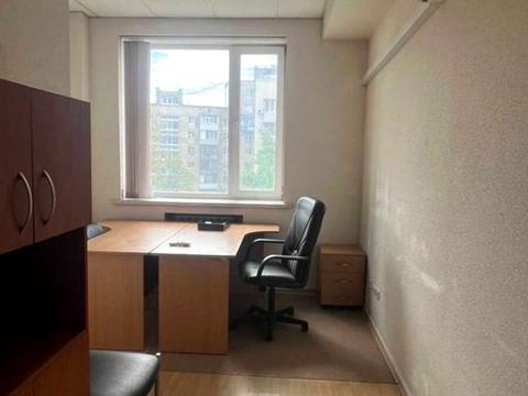 комерційна за адресою Міхновського бульвар, 38