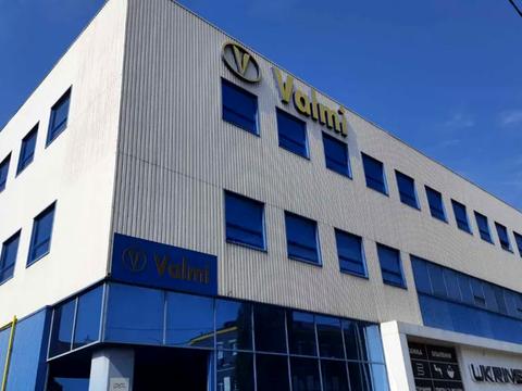 комерційна за адресою Новокостянтинівська вул., 13/10