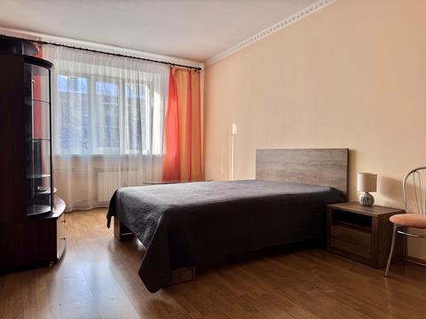 квартира за адресою Оболонська вул., 12