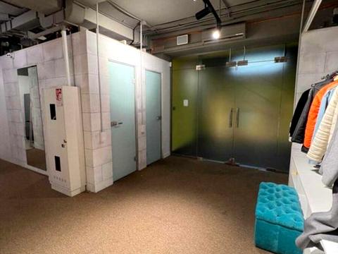 комерційна за адресою Вадима Гетьмана вул., 6