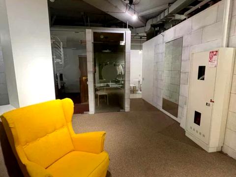 комерційна за адресою Вадима Гетьмана вул., 6