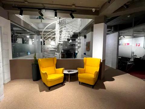 комерційна за адресою Вадима Гетьмана вул., 6