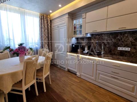 квартира по адресу Вышгородская ул., 45