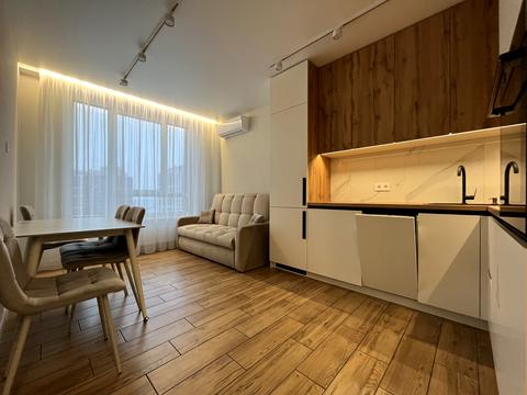 квартира за адресою Європейського Союзу просп. (Правди), 49