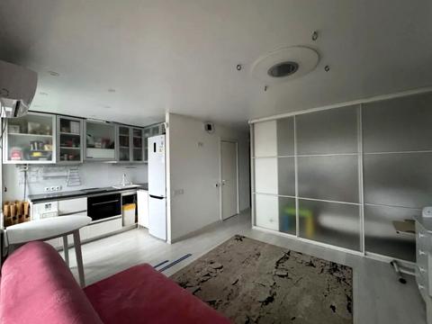 квартира за адресою Дмитра Скоробогатова вул., 5