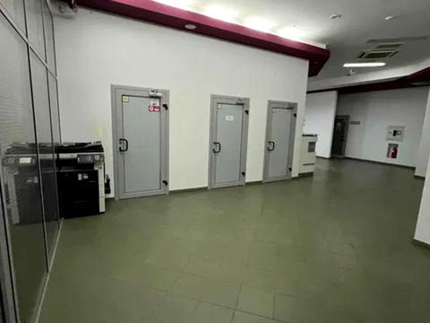 коммерческая по адресу Монастирського, 3а
